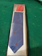 Stropdas blauw rood met borstzak doekje, Ophalen of Verzenden, 'T Olde Gre-j, Info@toldegrej.nl, Endepoelstraat 20f Didam