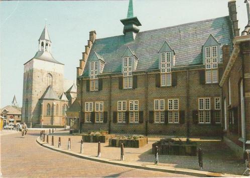 TUBBERGEN R.K. Kerk en Oude Raadhuis, Verzamelen, Ansichtkaarten | Nederland, Gelopen, Overijssel, 1960 tot 1980, Verzenden