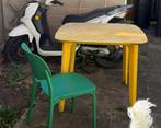 Gele tuintafel (verkleurd) gratis, Ophalen