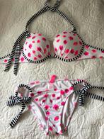 Bikini merk Victoria’s Secret maat 34 cup C roze wit, Kleding | Dames, Badmode en Zwemkleding, Bikini, Ophalen of Verzenden, Roze