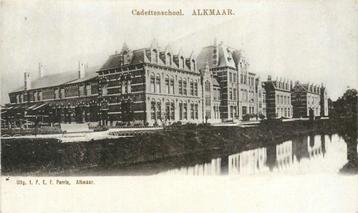 (386-262-031) Alkmaar Cadettenschool beschikbaar voor biedingen