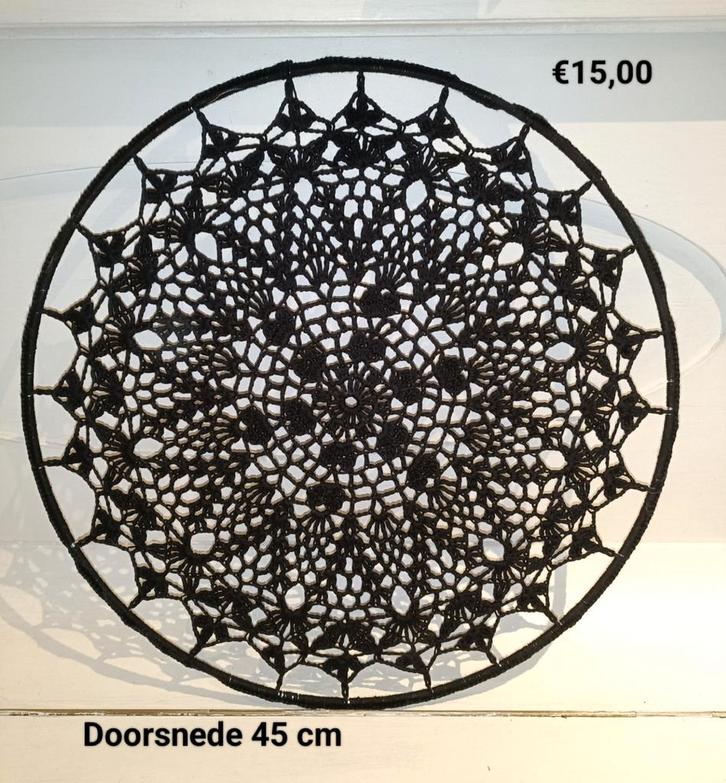 Zwarte gehaakte mandala, Hobby en Vrije tijd, Overige Hobby en Vrije tijd, Nieuw, Ophalen of Verzenden