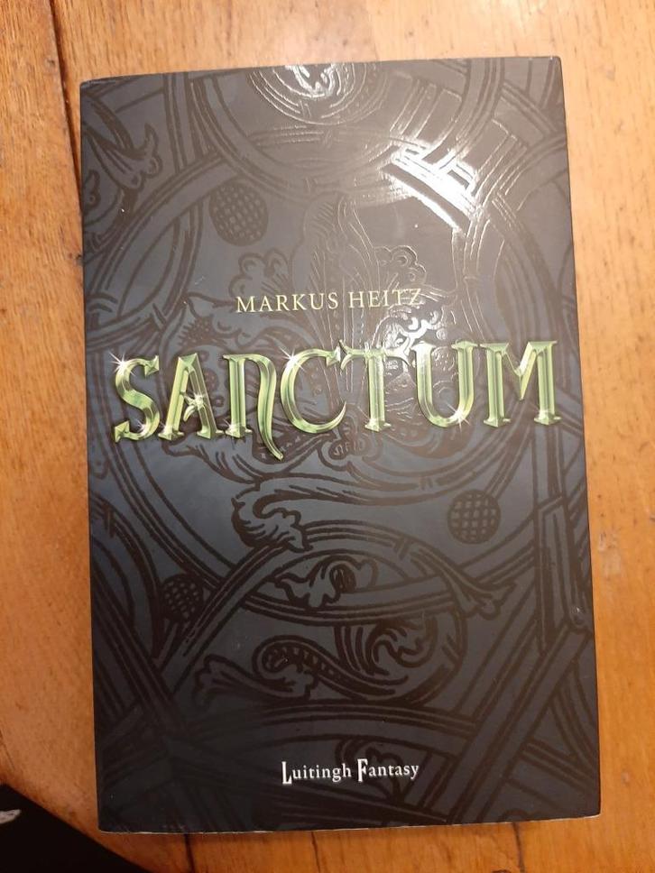 Sanctum van Markus Heitz, Boeken, Fantasy, Zo goed als nieuw, Ophalen of Verzenden