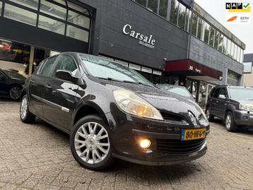 Renault Clio 1.2-16V Special Rip Curl beschikbaar voor biedingen