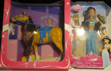 Disney princess Jasmin, Stal Agnes, paard en pop, Simba beschikbaar voor biedingen