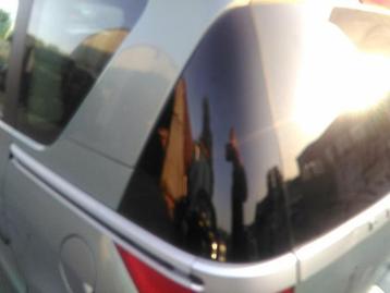 Extra Ruit 2Deurs links-achter van een Peugeot 1007 beschikbaar voor biedingen