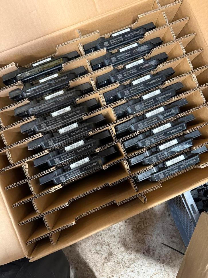 Enphase IQ7+ Micro-omvormers - Nieuw in Doos, Doe-het-zelf en Verbouw, Zonnepanelen en Toebehoren, Nieuw, Paneel, 200 wattpiek of meer