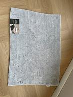 Grijze chenille badmat, Ophalen of Verzenden, Nieuw, Grijs, Badmat