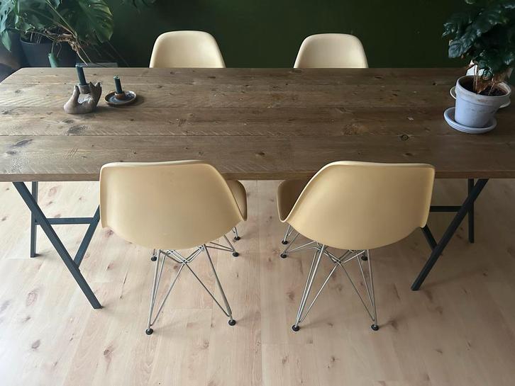 Set van 4 kuip stoelen, Huis en Inrichting, Tafels | Eettafels, Gebruikt, Minder dan 50 cm, 50 tot 100 cm, Vier personen, Overige vormen