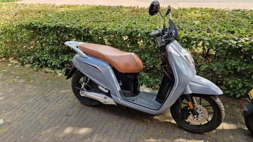 Nipponia E Viball electrische scooter 2022, Fietsen en Brommers, Snorfietsen en Snorscooters, Zo goed als nieuw, Overige merken