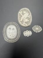 Kleedjes voor in poppenhuis, Ophalen of Verzenden, Zo goed als nieuw, Poppenhuis