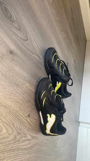 Hockeyschoenen maat 29 beschikbaar voor biedingen