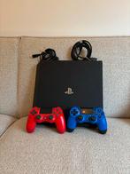 PS4 Slim 1TB + 2 Controllers, Spelcomputers en Games, Spelcomputers | Sony PlayStation 4, Ophalen, Gebruikt, Met 2 controllers