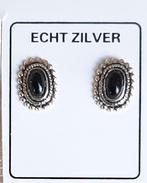 Zilveren oorknopjes met zwarte steen nieuw, Sieraden, Tassen en Uiterlijk, Zwart, Nieuw, Ophalen of Verzenden, Knopjes of Stekers