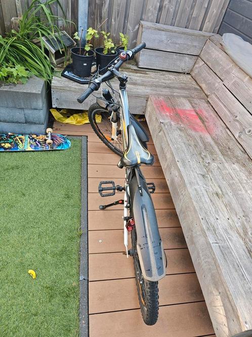 24inch jongensfiets, Fietsen en Brommers, Fietsen | Crossfietsen en BMX, Gebruikt, 24 inch of meer, Staal, Ophalen