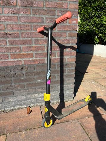 Black Dragon Stuntstep beschikbaar voor biedingen