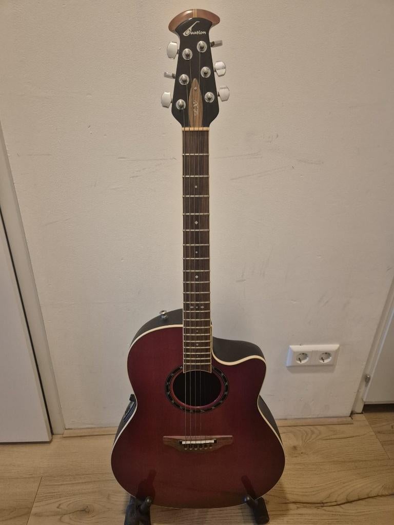 Ovation Gitaar - USA Standard Balladeer 1771 LX Ruby Red, Muziek en Instrumenten, Snaarinstrumenten | Gitaren | Akoestisch, Zo goed als nieuw