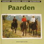 Paarden. Aanschaf, verzorging, manege, buitenrijden, Boeken, Ophalen of Verzenden, Zo goed als nieuw, Paarden of Pony's