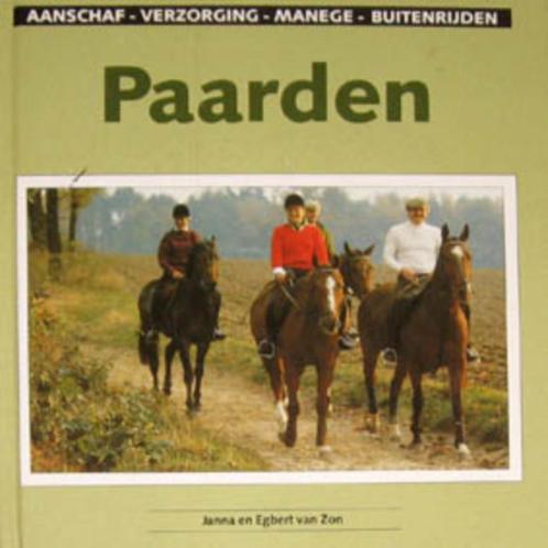 Paarden. Aanschaf, verzorging, manege, buitenrijden, Boeken, Dieren en Huisdieren, Zo goed als nieuw, Paarden of Pony's, Ophalen of Verzenden