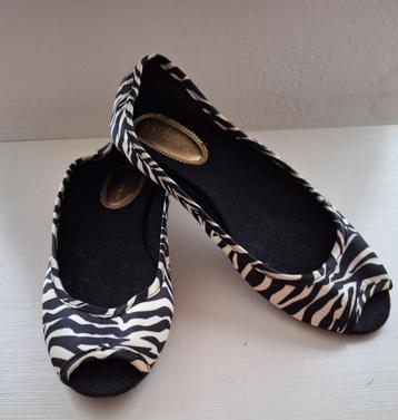 H&M zebra print peeptoe ballerina, maat 40 beschikbaar voor biedingen