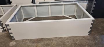 Stalen plantenbak lxbxh 200x120x50 zonder bodem beschikbaar voor biedingen