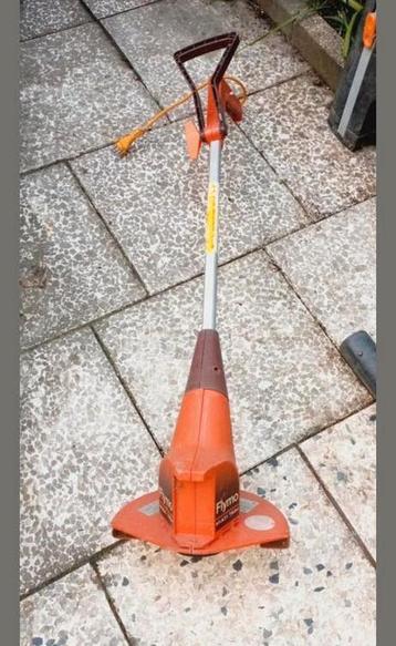 Grastrimmer beschikbaar voor biedingen