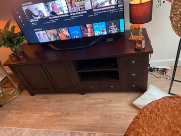Tv meubel beschikbaar voor biedingen