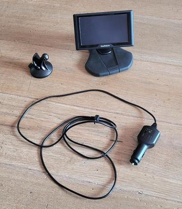 Garmin Drive 51 Lifetime Maps incl. dashboardsteun beschikbaar voor biedingen