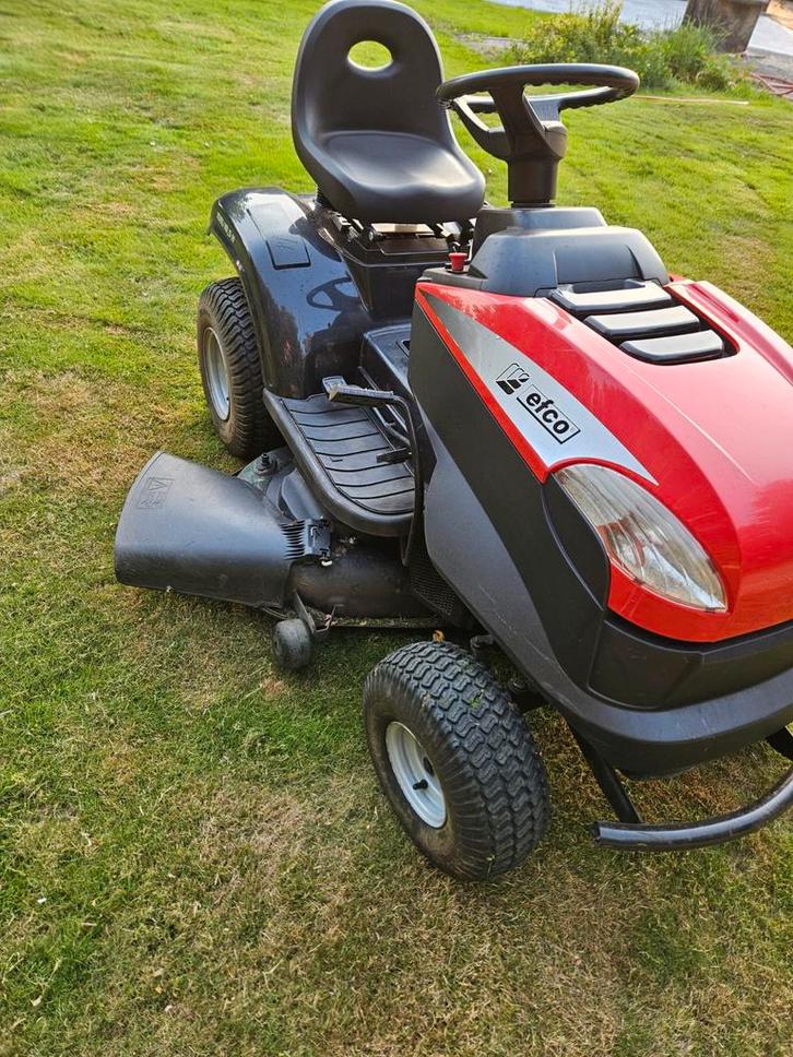 Efco Zitmaaier - Gebruikt, Tuin en Terras, Grasmaaiers, Gebruikt, Benzine-grasmaaier, 50 cm of meer, Cirkelmaaier, Elektrische starter
