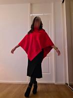 Rode Cape / Poncho, Kleding | Dames, Onbekend, Ophalen of Verzenden, Zo goed als nieuw
