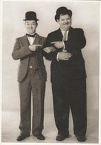 ansichtkaart, artiest, Stan Laurel and Oliver Hardy  (1083), Verzamelen, Verzenden, Sterren en Beroemdheden