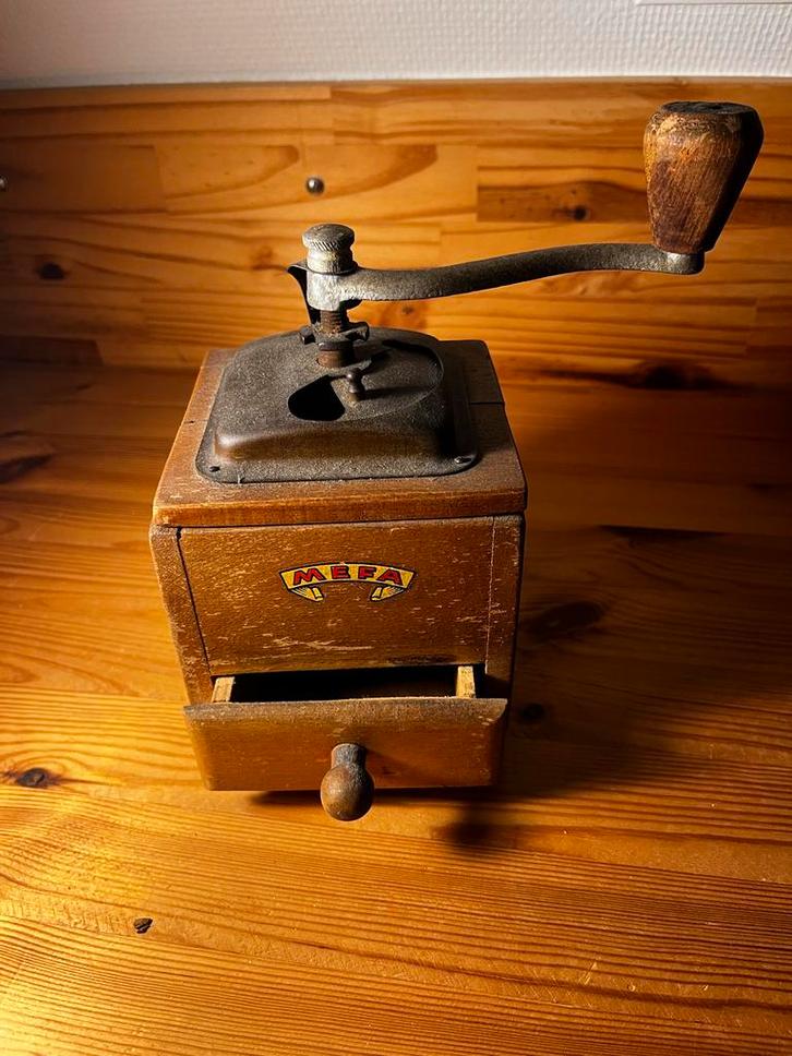 Vintage Mefa Koffiemolen, Antiek en Kunst, Antiek | Keukenbenodigdheden, Ophalen of Verzenden