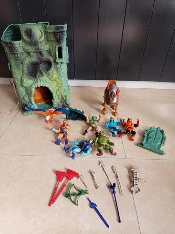 Masters of the Universe Castle + figuren beschikbaar voor biedingen