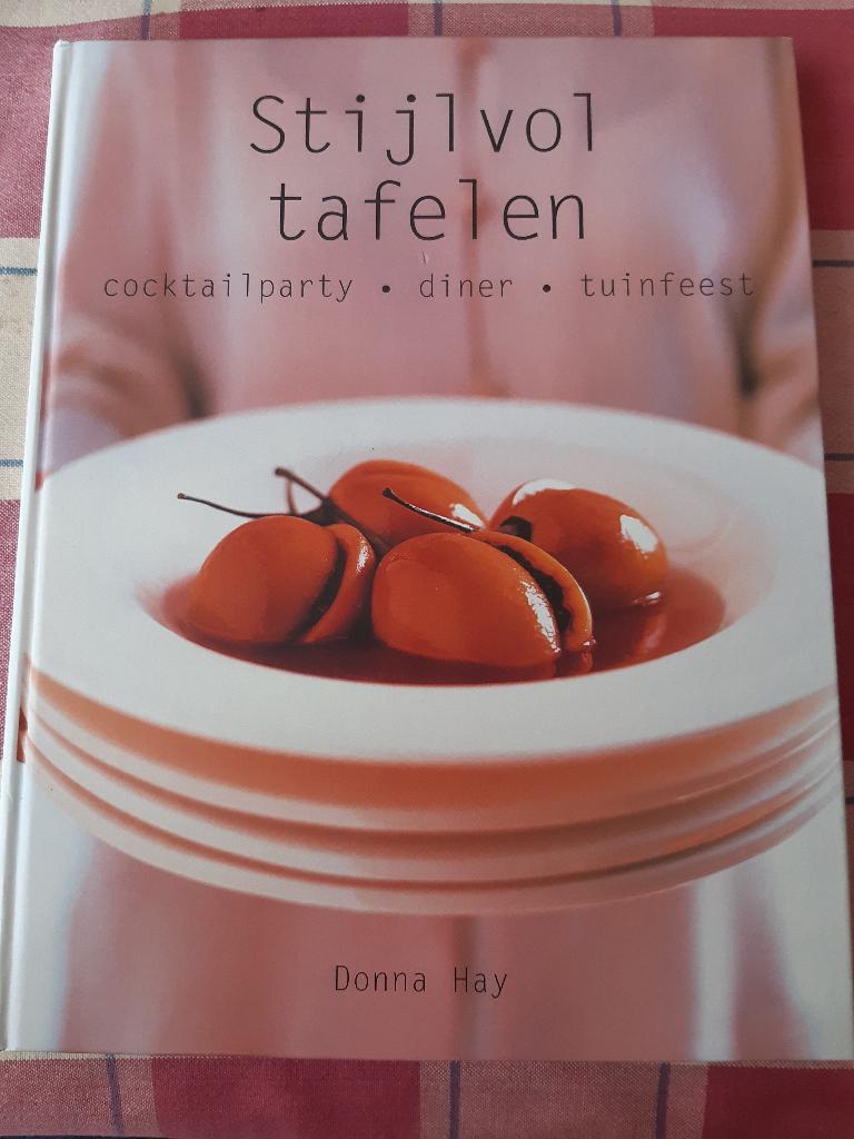 Donna hay:stijlvol tafelen hardcover 9783829016476., Boeken, Ophalen, Gelezen, Donna Hay, Italië