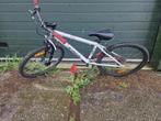 B-twin rockrider 300, Fietsen en Brommers, Fietsen | Crossfietsen en BMX, Gebruikt, 24 inch of meer, V-brakes, Ophalen