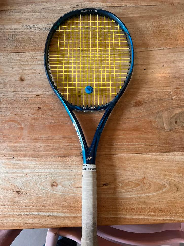 Yonex Ezone 98 Tennisracket, Sport en Fitness, Tennis, Gebruikt, Racket, Overige merken, L3, Ophalen of Verzenden