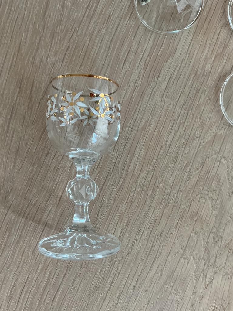 6 Vintage kristallen Likeurglaasjes, Gouden Rand/Bloemmotief, Antiek en Kunst, Antiek | Glas en Kristal, Ophalen of Verzenden