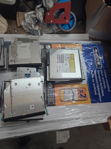 Partij 17x DVD Drives - Getest & Werkend beschikbaar voor biedingen