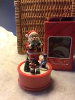 Muziek box / draaimolen / carrousel kerstman met soldaatjes, Diversen, Kerst, Ophalen of Verzenden, Nieuw