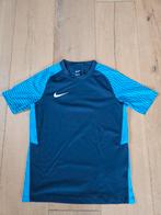 Nike - Voetbal Shirt mt 137-147, Ophalen of Verzenden, Zo goed als nieuw, Jongen of Meisje, Shirt of Longsleeve