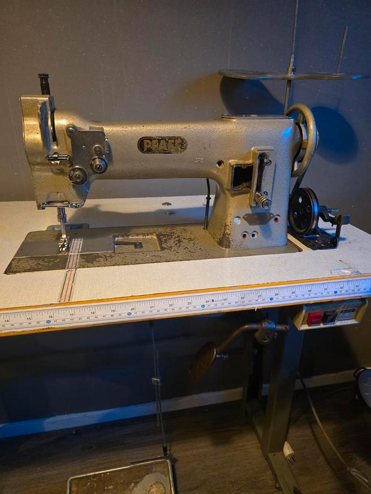 Pfaff 141 Industriële Naaimachine, Hobby en Vrije tijd, Naaimachines en Toebehoren, Gebruikt, Naaimachine, Pfaff, Industrieel