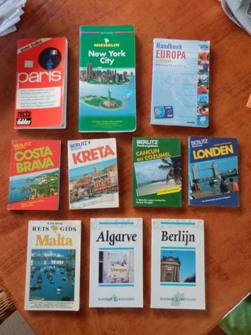 reisboekjes/vakantiegidsen beschikbaar voor biedingen