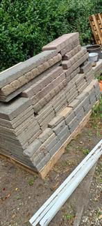 Gratis afhalen, Tuin en Terras, Tegels en Klinkers, Ophalen of Verzenden, Beton, 10 m² of meer, Klinkers