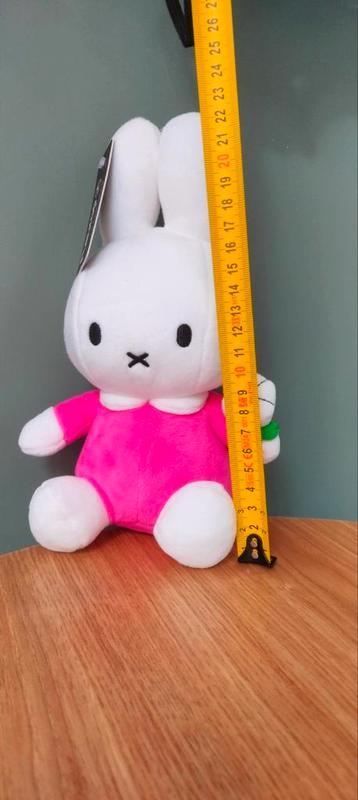 Nijntje knuffel roze ong. 20 cm hoog beschikbaar voor biedingen