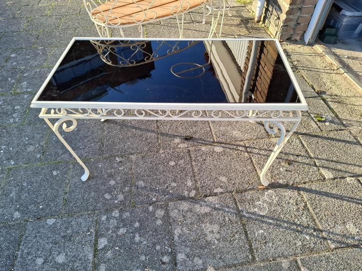 jaren 50 ijzeren tafel met glasplaat en 2 stoelen, vintage, Huis en Inrichting, Tafels | Kaptafels, Gebruikt, Minder dan 100 cm