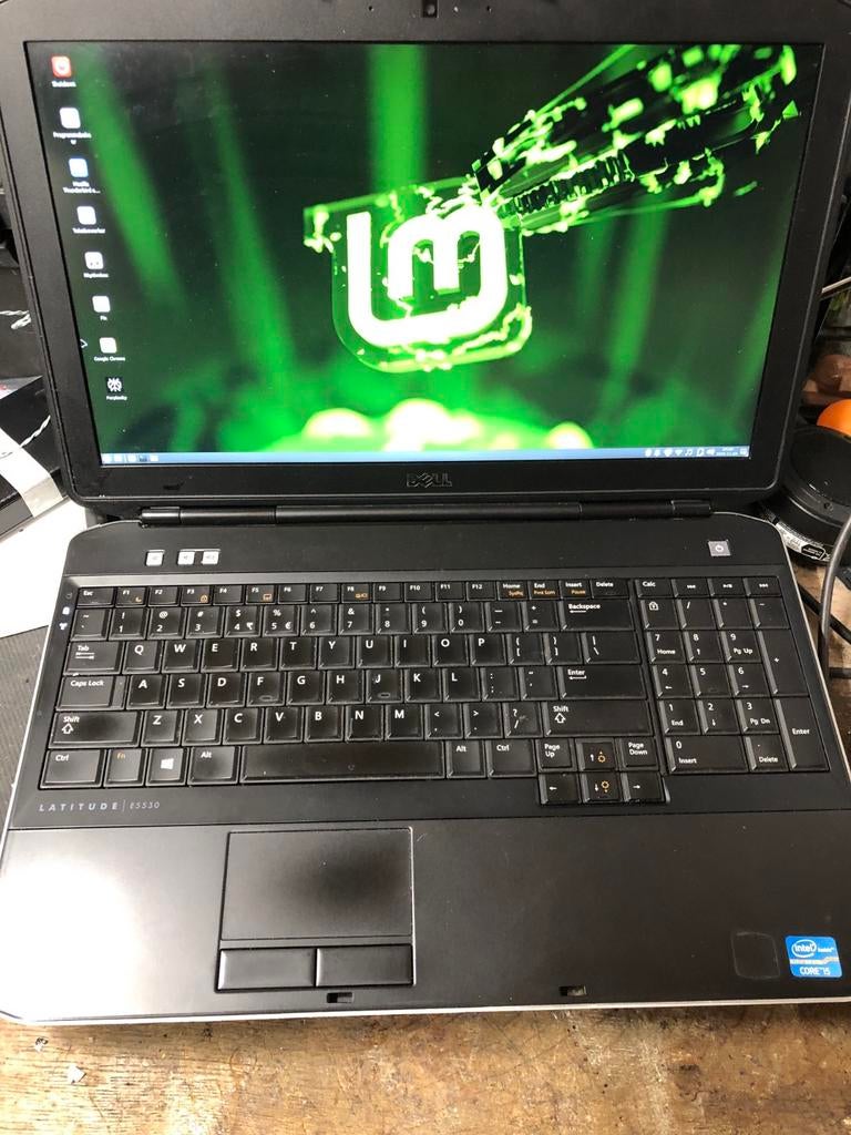 MacBook of windows computer omzetten naar Linux Mint, Computers en Software, Windows Laptops, Ophalen of Verzenden