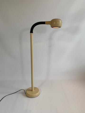 Fagerhult cobra vloerlamp beschikbaar voor biedingen