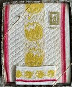 Vintage badhanddoek en washand van Nicolientje, Ophalen of Verzenden, Nieuw, Wit, Handdoek