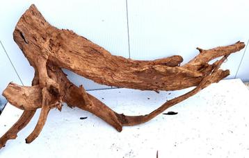 1000den stukken aquariumhout 10 tot 250cm groot beschikbaar voor biedingen