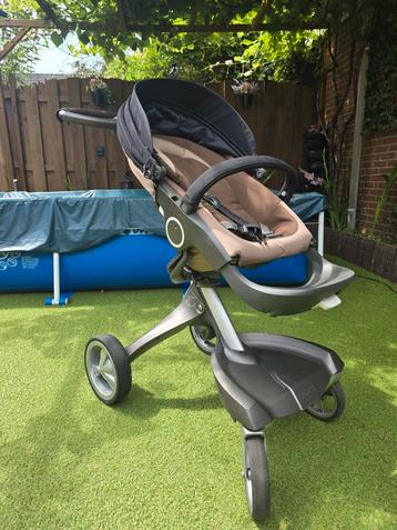 Stokke Xplory kinderwagen bruin  beschikbaar voor biedingen